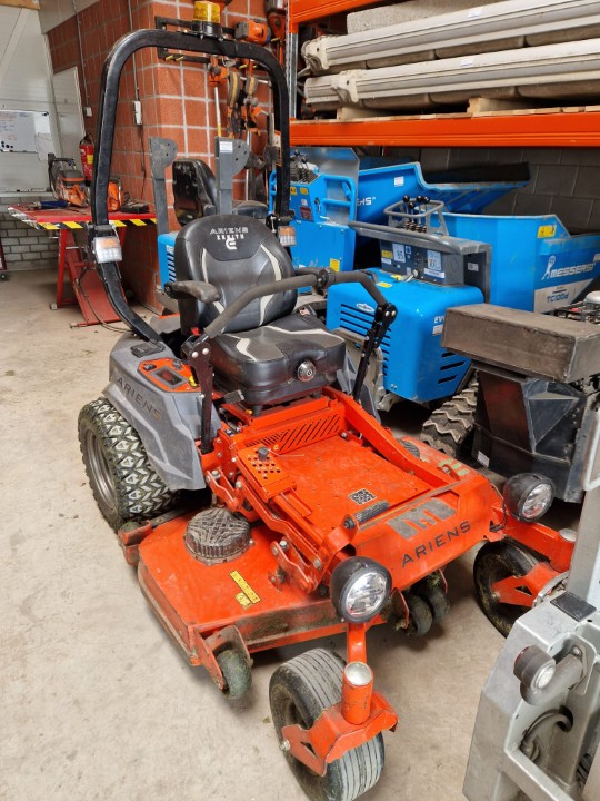 Ariens elektrische zitmaaier