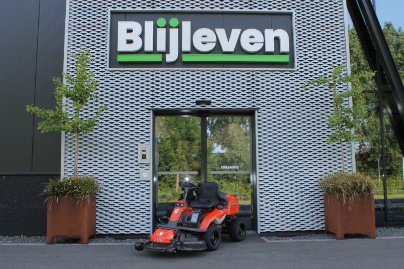 Nieuwkoop-paprikas-husqvarna-R261L-2