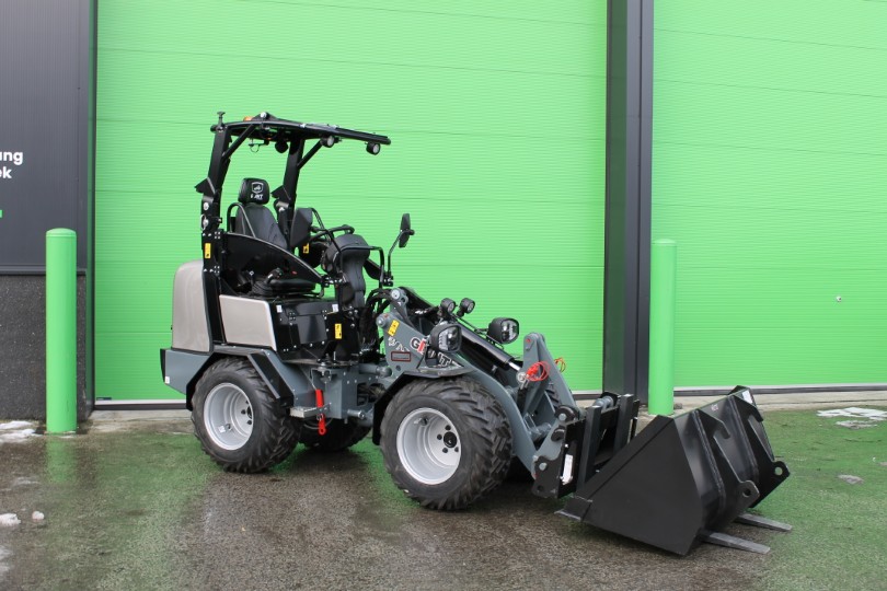 Giant G1500 - Schultz Hoveniers (1)
